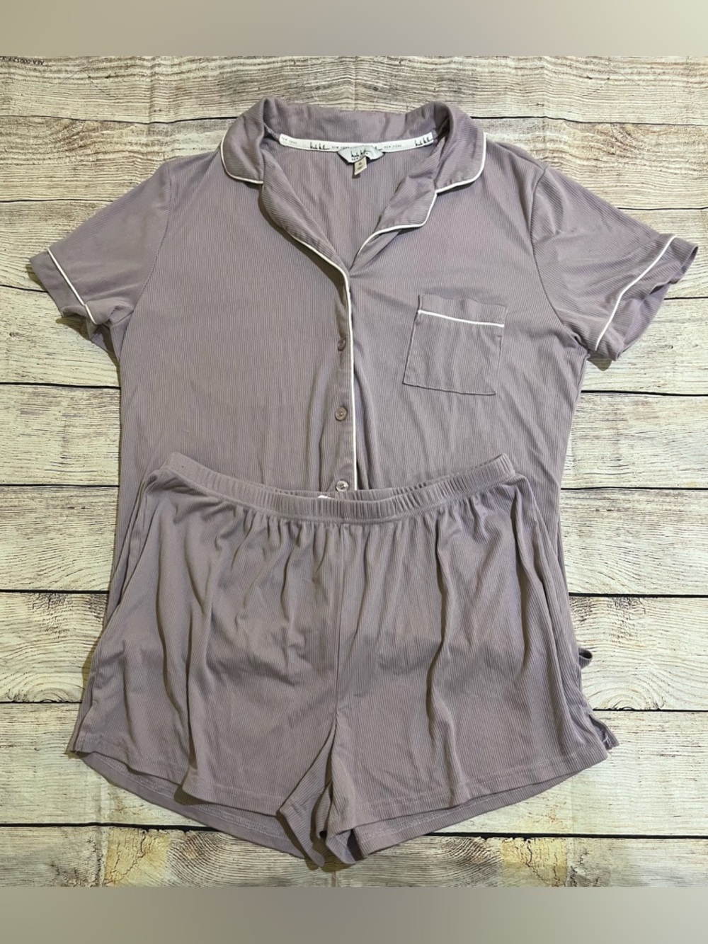 🤎3/$10 Nicole Miller Lavender Mauve Short-Sleeve Pajama Top & Short Set Size XL - Picture 9 of 10